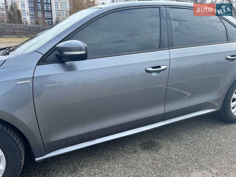 Седан Volkswagen Passat 2014 в Белогородке фото 5 Седан Volkswagen Passat 2014 в Белогородке