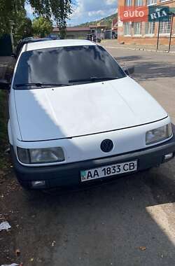 Седан Volkswagen Passat 1990 в Могилів-Подільському