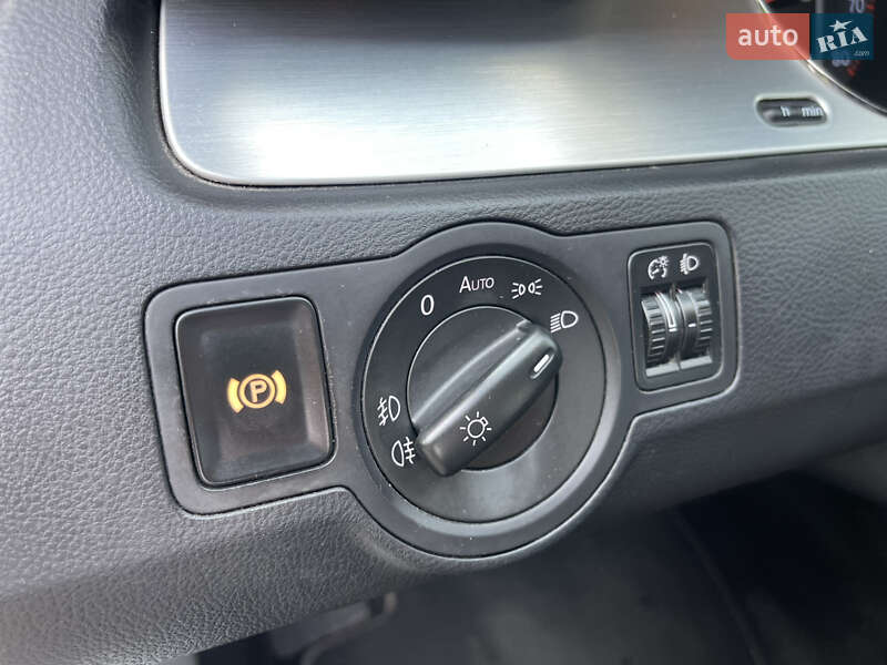 Универсал Volkswagen Passat 2008 в Киеве