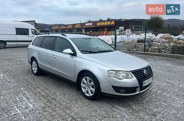 Універсал Volkswagen Passat 2005 в Кременці