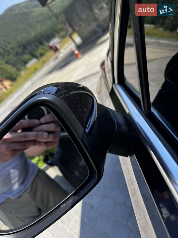 Універсал Volkswagen Passat 2014 в Івано-Франківську