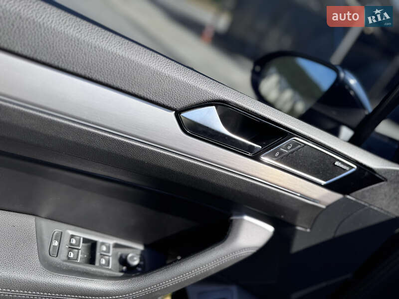 Універсал Volkswagen Passat 2014 в Івано-Франківську