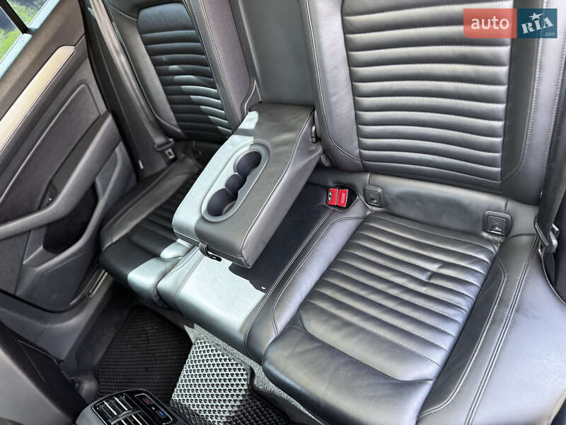 Універсал Volkswagen Passat 2014 в Івано-Франківську
