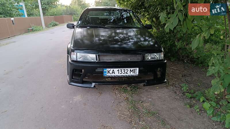 Седан Volkswagen Passat 1989 в Черкассах фото Седан Volkswagen Passat 1989 в Черкассах