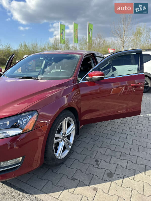 Седан Volkswagen Passat 2015 в Измаиле