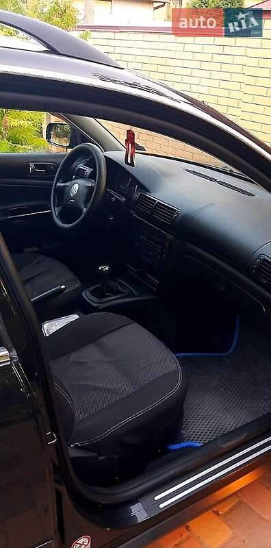 Универсал Volkswagen Passat 2003 в Измаиле