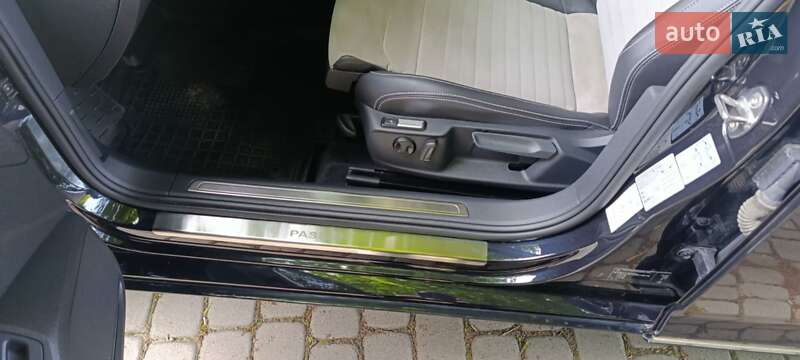 Универсал Volkswagen Passat 2018 в Львове фото 31 Универсал Volkswagen Passat 2018 в Львове