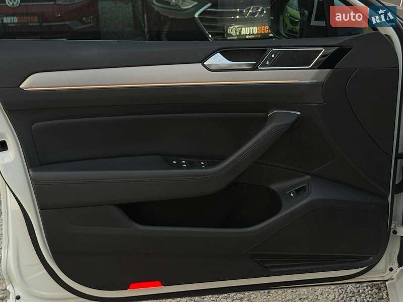 Универсал Volkswagen Passat 2018 в Харькове фото 38 Универсал Volkswagen Passat 2018 в Харькове
