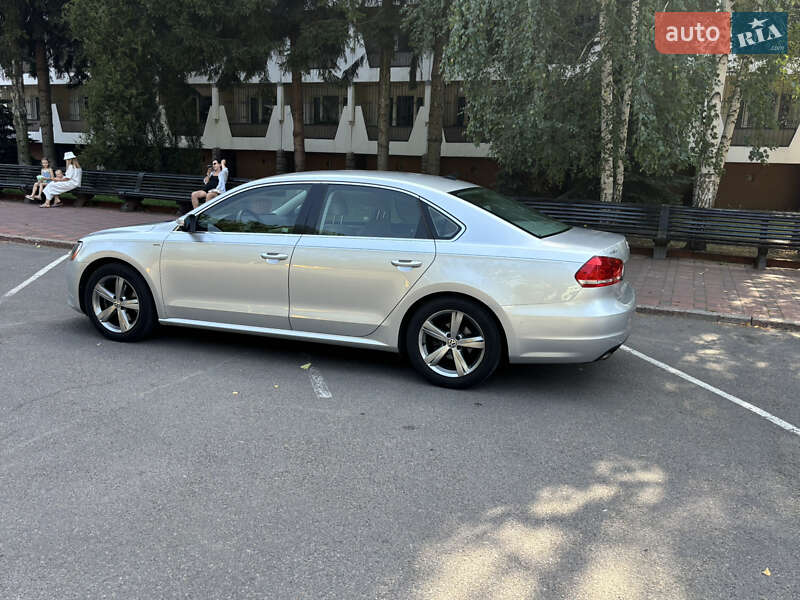 Седан Volkswagen Passat 2013 в Вінниці