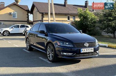 Седан Volkswagen Passat 2015 в Києві