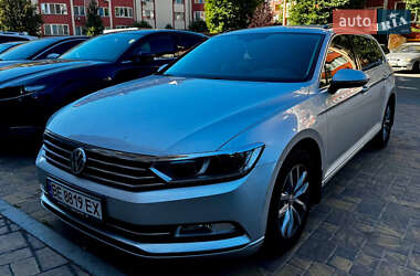 Универсал Volkswagen Passat 2016 в Софиевской Борщаговке