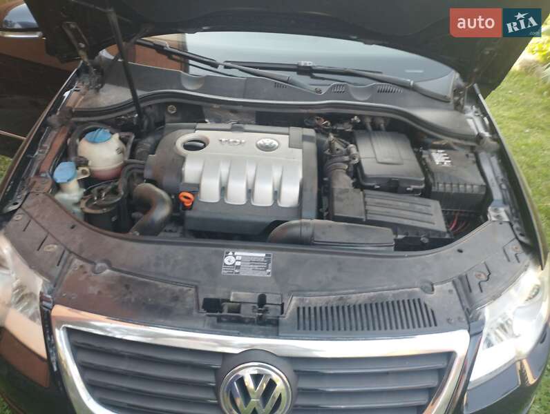 Універсал Volkswagen Passat 2006 в Славуті