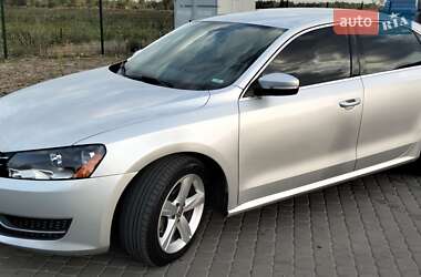 Седан Volkswagen Passat 2011 в Николаевке