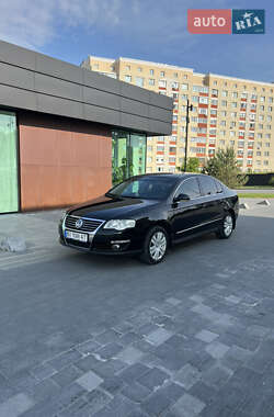 Седан Volkswagen Passat 2008 в Хмельницком