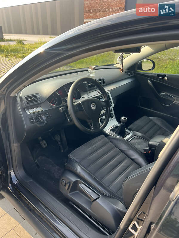 Седан Volkswagen Passat 2008 в Хмельницькому