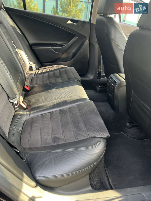 Седан Volkswagen Passat 2008 в Хмельницькому