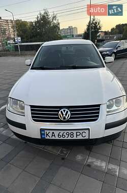 Седан Volkswagen Passat 2002 в Виннице