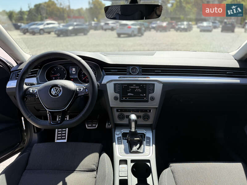 Седан Volkswagen Passat 2016 в Харькове фото 7 Седан Volkswagen Passat 2016 в Харькове