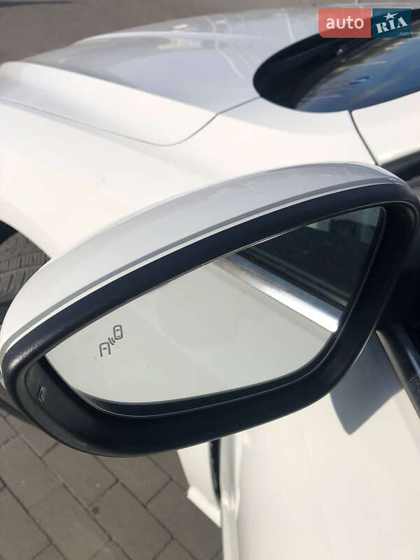 Седан Volkswagen Passat 2017 в Виннице