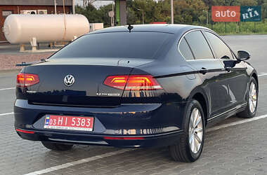Седан Volkswagen Passat 2015 в 