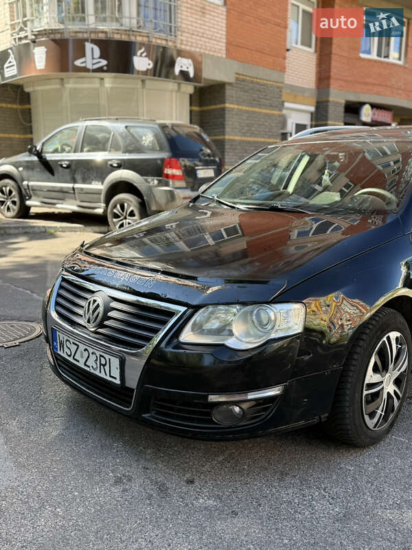 Универсал Volkswagen Passat 2007 в Киеве