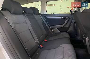 Универсал Volkswagen Passat 2011 в 