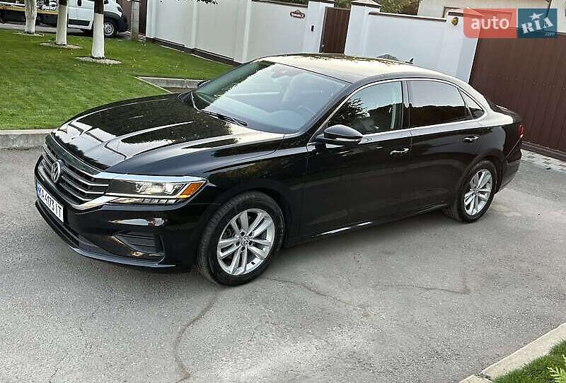 Седан Volkswagen Passat 2020 в Киеве