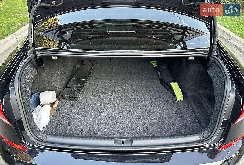 Седан Volkswagen Passat 2020 в Киеве