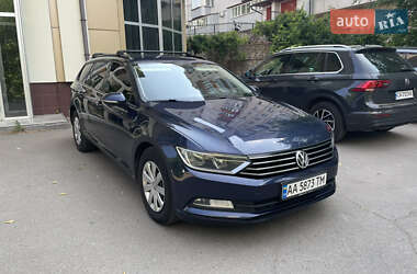 Універсал Volkswagen Passat 2015 в Умані
