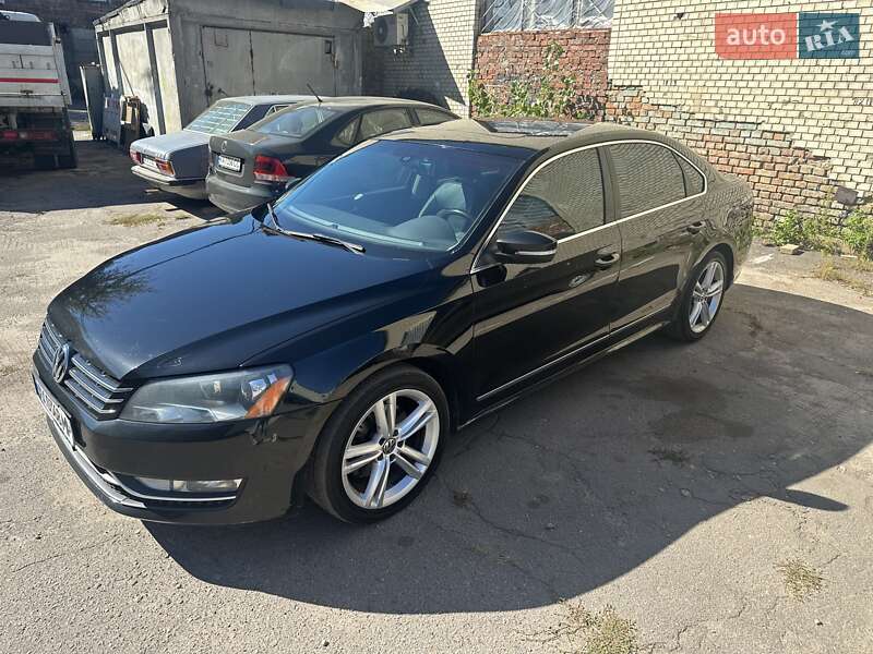 Седан Volkswagen Passat 2014 в Києві