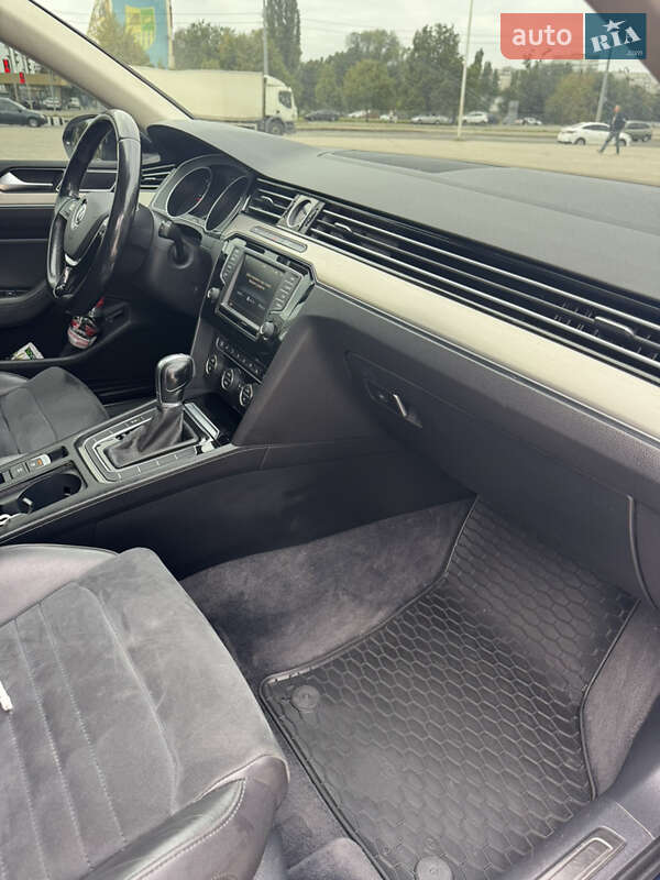 Универсал Volkswagen Passat 2015 в Харькове фото 14 Универсал Volkswagen Passat 2015 в Харькове