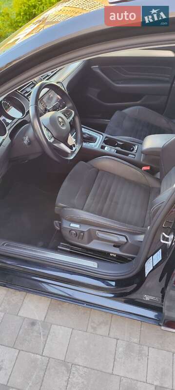 Универсал Volkswagen Passat 2019 в Житомире