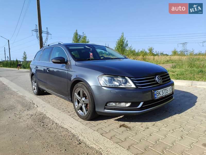 Универсал Volkswagen Passat 2013 в Ровно