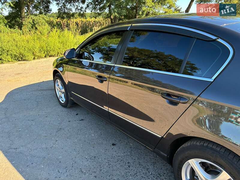 Седан Volkswagen Passat 2009 в Гадяче фото 7 Седан Volkswagen Passat 2009 в Гадяче