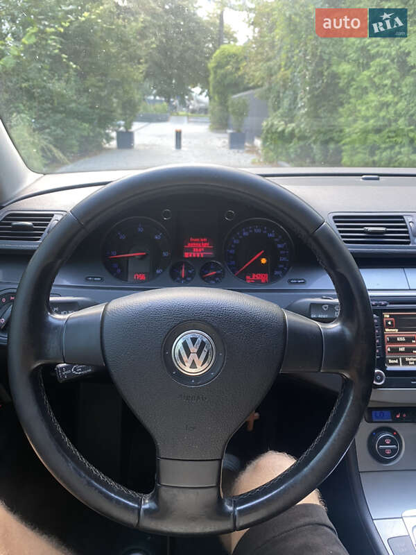 Універсал Volkswagen Passat 2007 в Львові