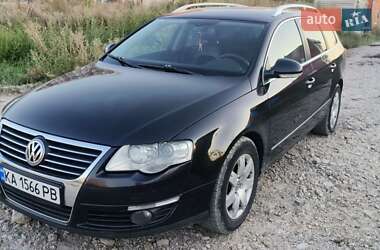 Универсал Volkswagen Passat 2007 в Киеве