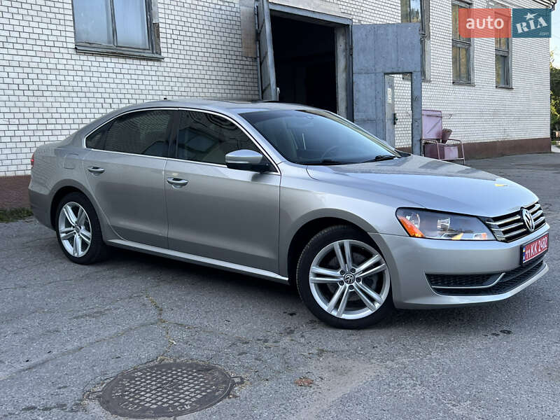 Седан Volkswagen Passat 2014 в Хмельницькому