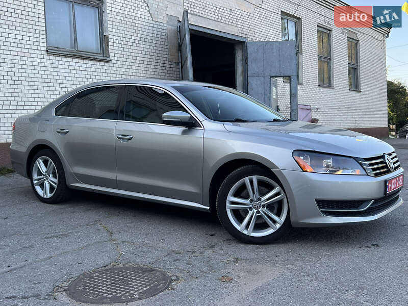 Седан Volkswagen Passat 2014 в Хмельницькому