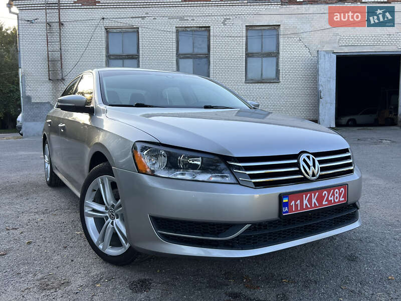 Седан Volkswagen Passat 2014 в Хмельницькому