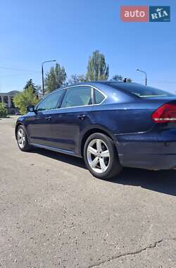 Седан Volkswagen Passat 2015 в 