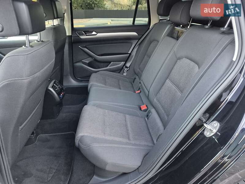 Универсал Volkswagen Passat 2019 в Одессе фото 127 Универсал Volkswagen Passat 2019 в Одессе