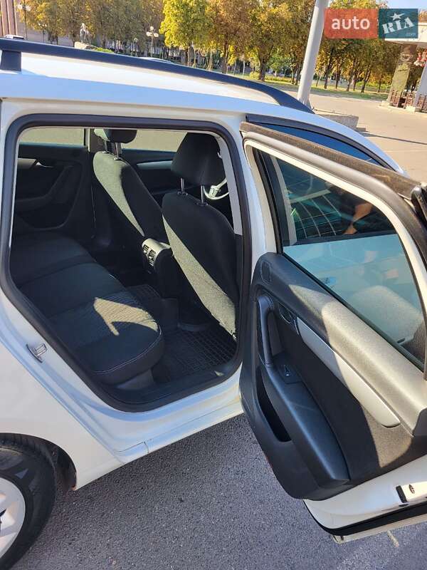 Универсал Volkswagen Passat 2013 в Кривом Роге