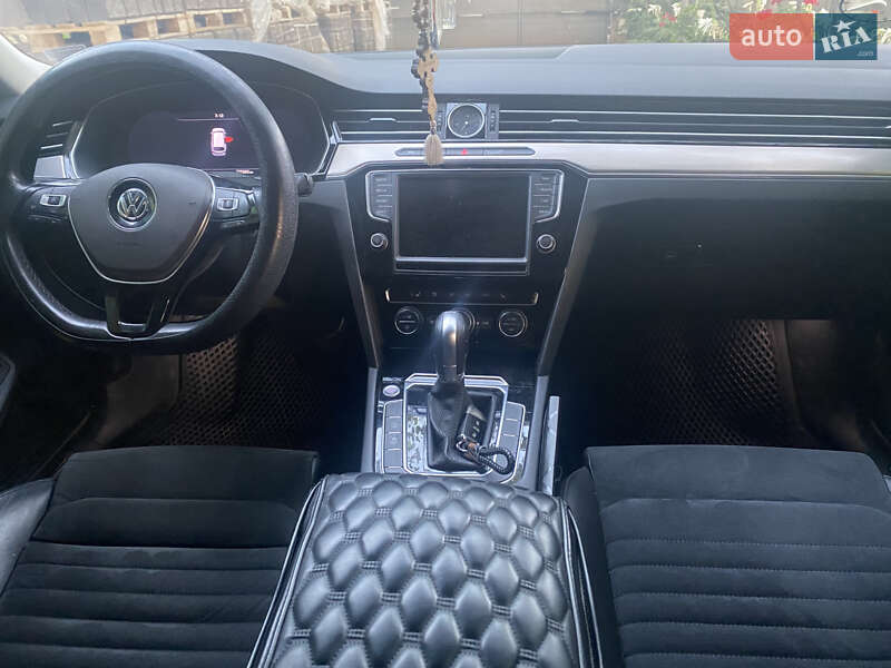 Универсал Volkswagen Passat 2015 в Виноградове