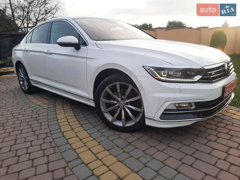 Седан Volkswagen Passat 2018 в Стрые