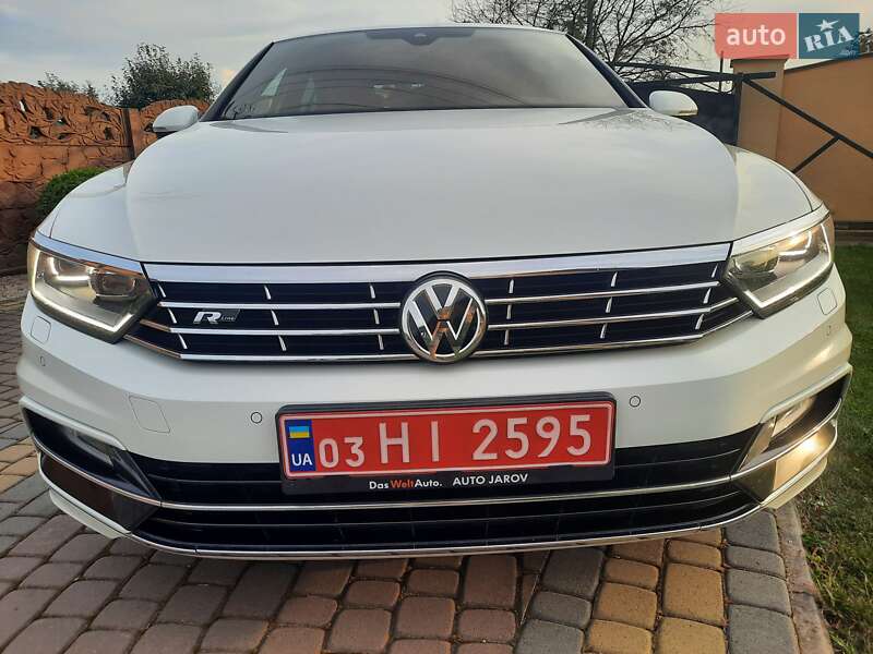 Седан Volkswagen Passat 2018 в Стрые