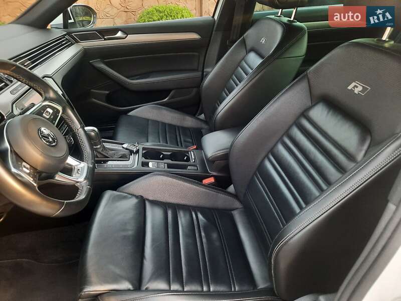 Седан Volkswagen Passat 2018 в Стрые