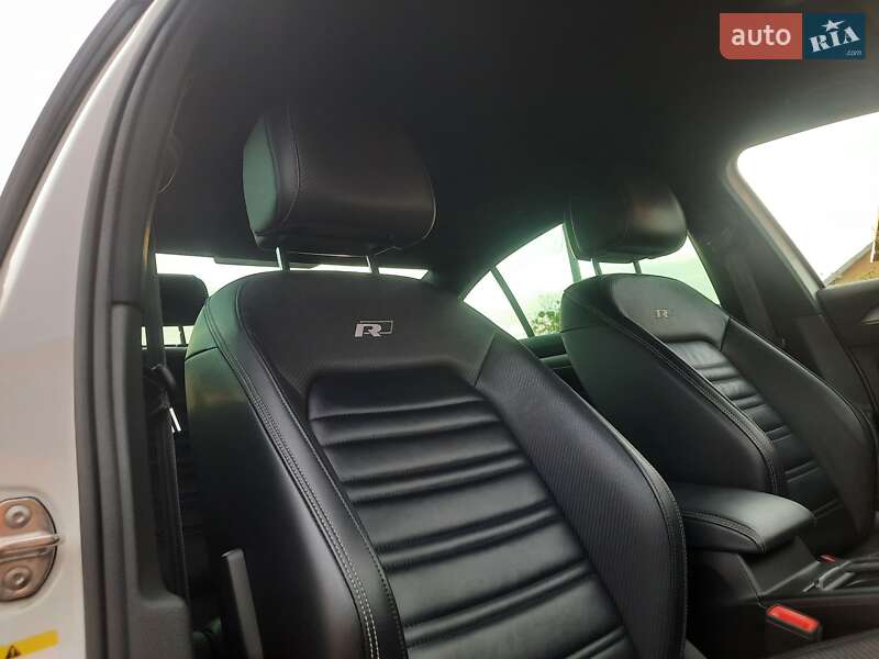 Седан Volkswagen Passat 2018 в Стрые