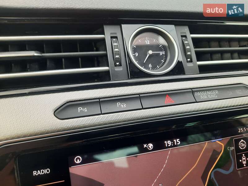 Седан Volkswagen Passat 2018 в Стрые