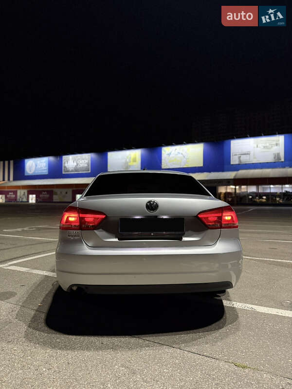 Седан Volkswagen Passat 2014 в Киеве фото 5 Седан Volkswagen Passat 2014 в Киеве