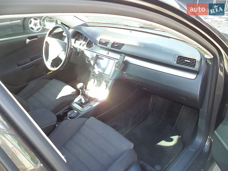 Универсал Volkswagen Passat 2008 в Хмельницком